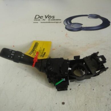 Peugeot 108  Combischakelaar Stuurkolom 2015 B000796480