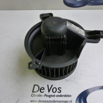 Citroen Berlingo 1.9 Di Kachel Ventilatiemotor 2003 6441R4