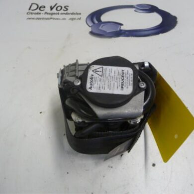 Peugeot 407  Rear seatbelt tensioner, right 2007 8974HJ