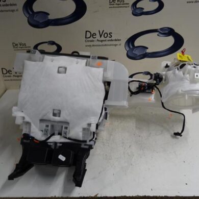 Peugeot Partner  Heater housing 2019 9822121480