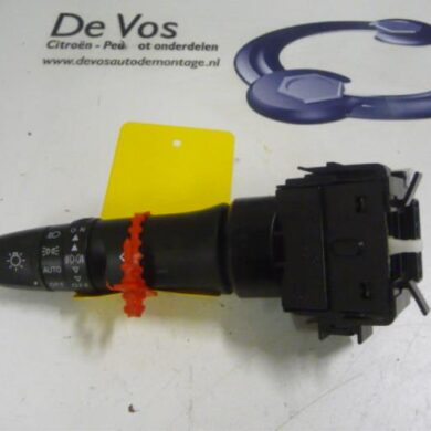 Peugeot 4007  Steering column stalk 2008 6242AK