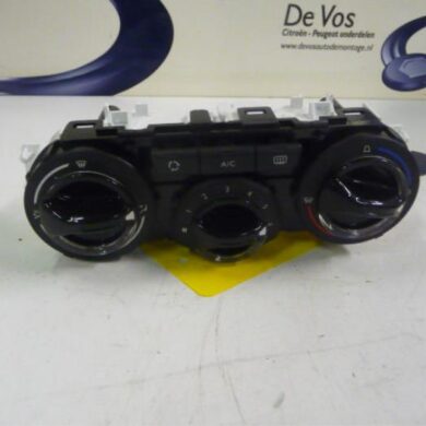 Peugeot 208 1.4 HDi Kachel Bedieningspaneel 2013 9672248380