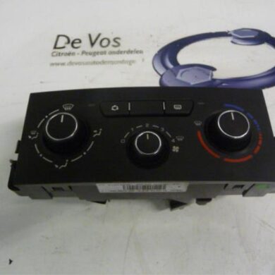 Peugeot 207  Heater control panel 2010 6452Q5