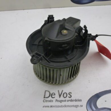 Citroen Xsara 1.9D Kachel Ventilatiemotor 1999 6441J6
