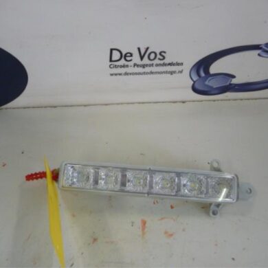 Peugeot 108  Dagrijverlichting rechts 2014 9677409380