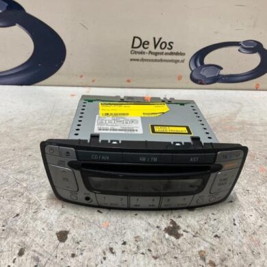 Citroen C1 1.0 12V Radio CD Speler 2012 6564K6