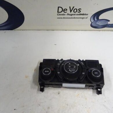 Peugeot 5008  Kachel Bedieningspaneel 2012 6452Y4