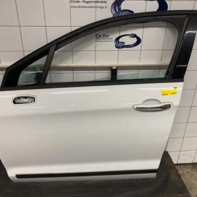 Citroen C5 2.2 HDiF 16V 173 DPFS Door 4-door, front left 2008 9002Y8