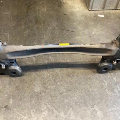 Peugeot 5008  Achteras voorwielaandrijving HNS 2021 9833975080