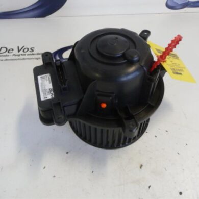 Citroen DS5  Heating and ventilation fan motor 2013 6441CP