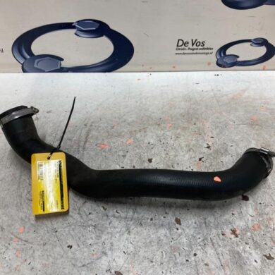 Peugeot 3008 1.5 BlueHDi 130 Intercooler hose YHZYH01-YHZ 2018 9820100680