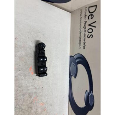 Peugeot 5008  Multi-functional window switch 2021 98319739ZD-98248411ZD
