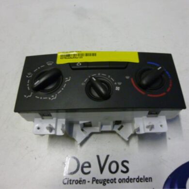 Peugeot Expert 1.6 HDi 90 Kachel Bedieningspaneel 2008 6451XN