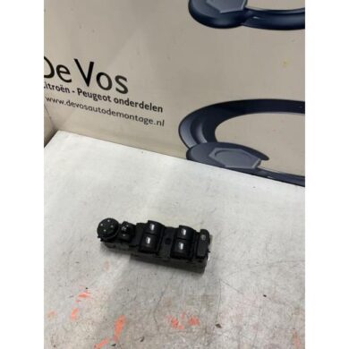 Opel Corsa 1.2 Turbo 12V 100 Combischakelaar ramen 2022 96788264ZD