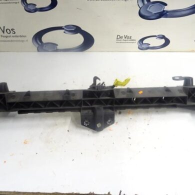 Peugeot Partner 1.6 HDI 90 16V Lock plate 2010 7416J3