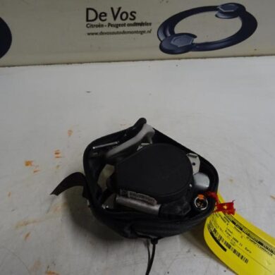 Peugeot 207  Seatbelt tensioner, right 2008 8975AZ