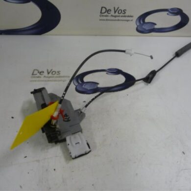 Peugeot 308 1.4 VTI 16V Deurslot Mechaniek 4Deurs rechts-achter 2008 9138Q8-9800617480