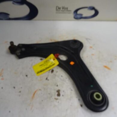 Peugeot 208  Front wishbone, left 2016 9670772080