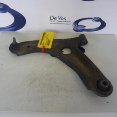 Citroen C1 1.0 12V Draagarm links-voor 2010 3520Q2
