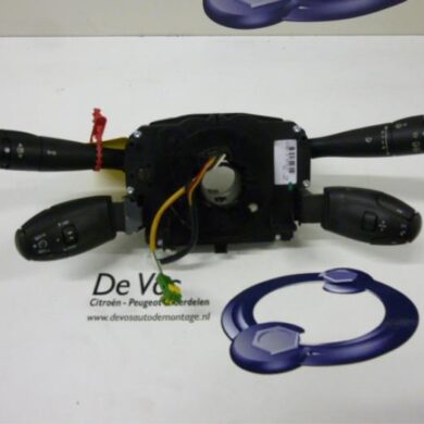 Peugeot 207 1.6 HDi 16V Steering column stalk 2008 1942P3