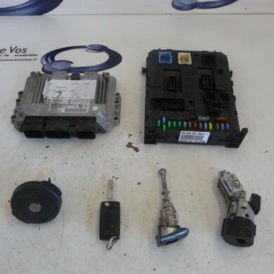 Citroen C4  Computer Motormanagement 9HZ9H01 2008 1943Y2-1943Y3