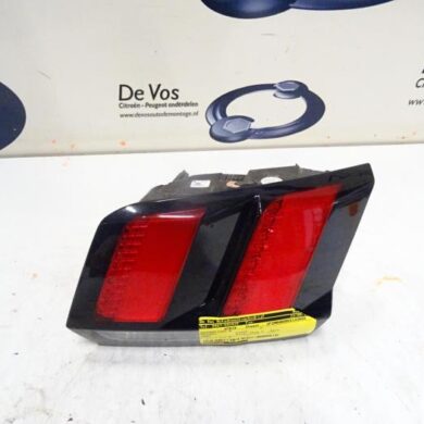 Peugeot 3008  Taillight, right 2019 9810477780