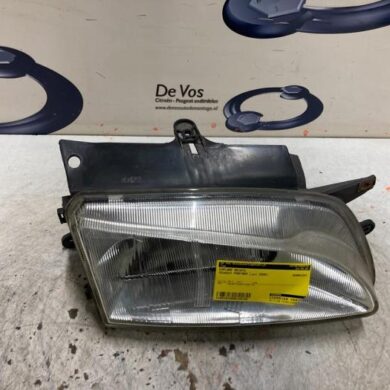 Peugeot Partner 1.8 Headlight, right 2000 6205P8