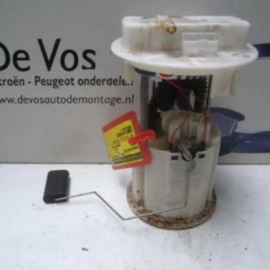 Citroen C2 1.6 16V VTR Electric fuel pump NFU 2003 1525CR