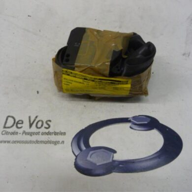 Citroen Xsara  Front seatbelt, left 1999 8973T8