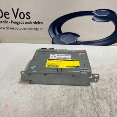 Peugeot 308 1.2 12V e-THP PureTech 110 Radio 2015 1613168880-1617870080-1678198280-9810474980