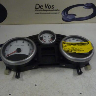 Peugeot 207 1.4 Odometer KM 2007 610624-6103CS