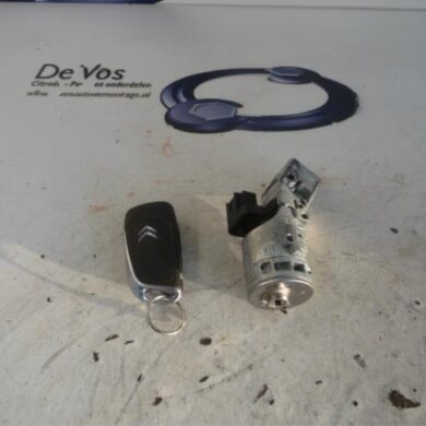 Citroen C4 1.6 Hdi 90 Kontaktslot+Sleutel 2011 4162WK