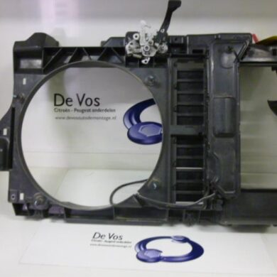 Peugeot 407 1.6 HDi 16V Cooling fan housing 2006 7104Q9