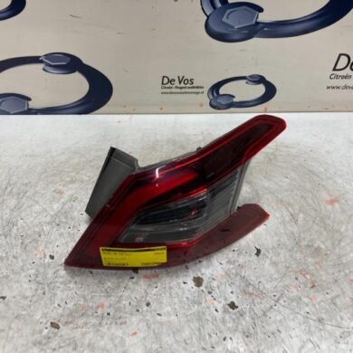 Peugeot 308 1.5 BlueHDi 130 Taillight, right 2018 9823728580