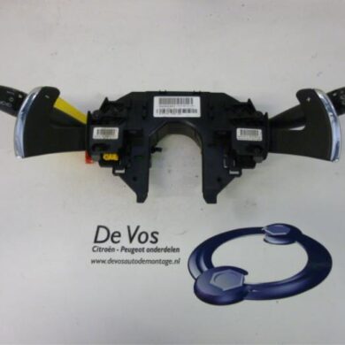 Citroen C4 Picasso 2.0 HDiF 16V 135 Steering column stalk 2009 624348