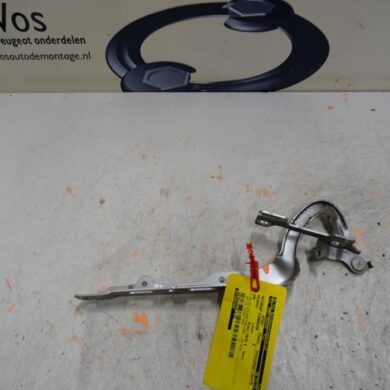 Peugeot 208  Bonnet Hinge 2015 9672865480