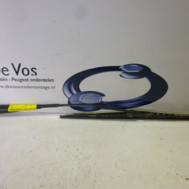 Peugeot 406 2.0 HDi 90 Ruitenwisserarm voor 2001 6429P7