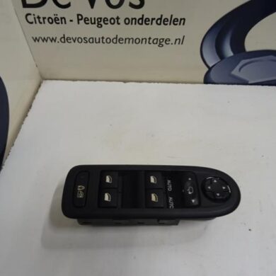 Citroen C3  Combischakelaar ramen 2011 6490AZ