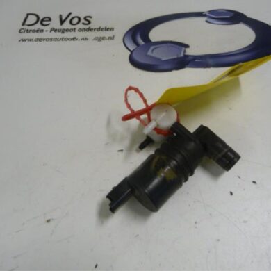 Peugeot 3008  Ruitensproeierpomp voor 2012 643492