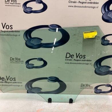 Peugeot 5008  Portierruit 4Deurs links-achter 2021 9821236780