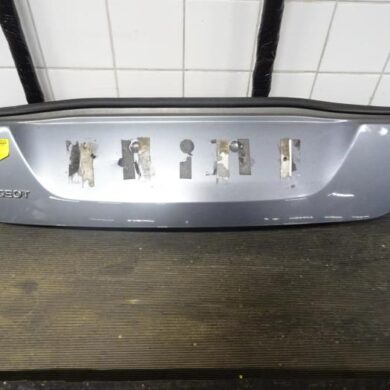 Peugeot 207  Tailgate 2008 860688