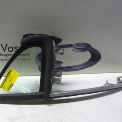 Peugeot 207 1.6 16V Quarter light, front right 2007 9202K0