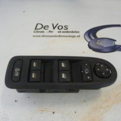 Citroen C5  Multi-functional window switch 2009 6490C4