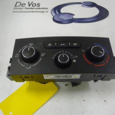 Peugeot 207  Heater control panel 2011 6452Q7