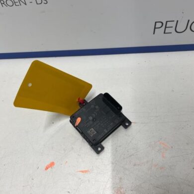 Peugeot 308 1.2 PureTech Hybrid 136 Radar sensor 2022 9844452180-1682785780