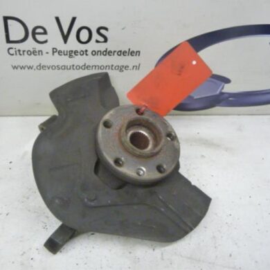 Citroen C8 2.0 HDiF 16V Knuckle, front right 2006 364767-330764-335090