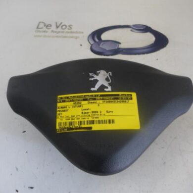 Peugeot 207  Left airbag (steering wheel) 2008 4112JA