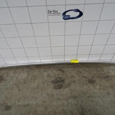 Peugeot 308  Dakrail rechts 2015 98108320VV