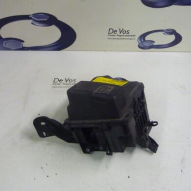 Citroen C2 1.4 Relais Houder 2008 654588-654587