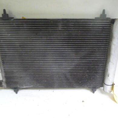 Citroen Xsara 1.6i 16V Airco Radiateur NFU 2001 6455CV
